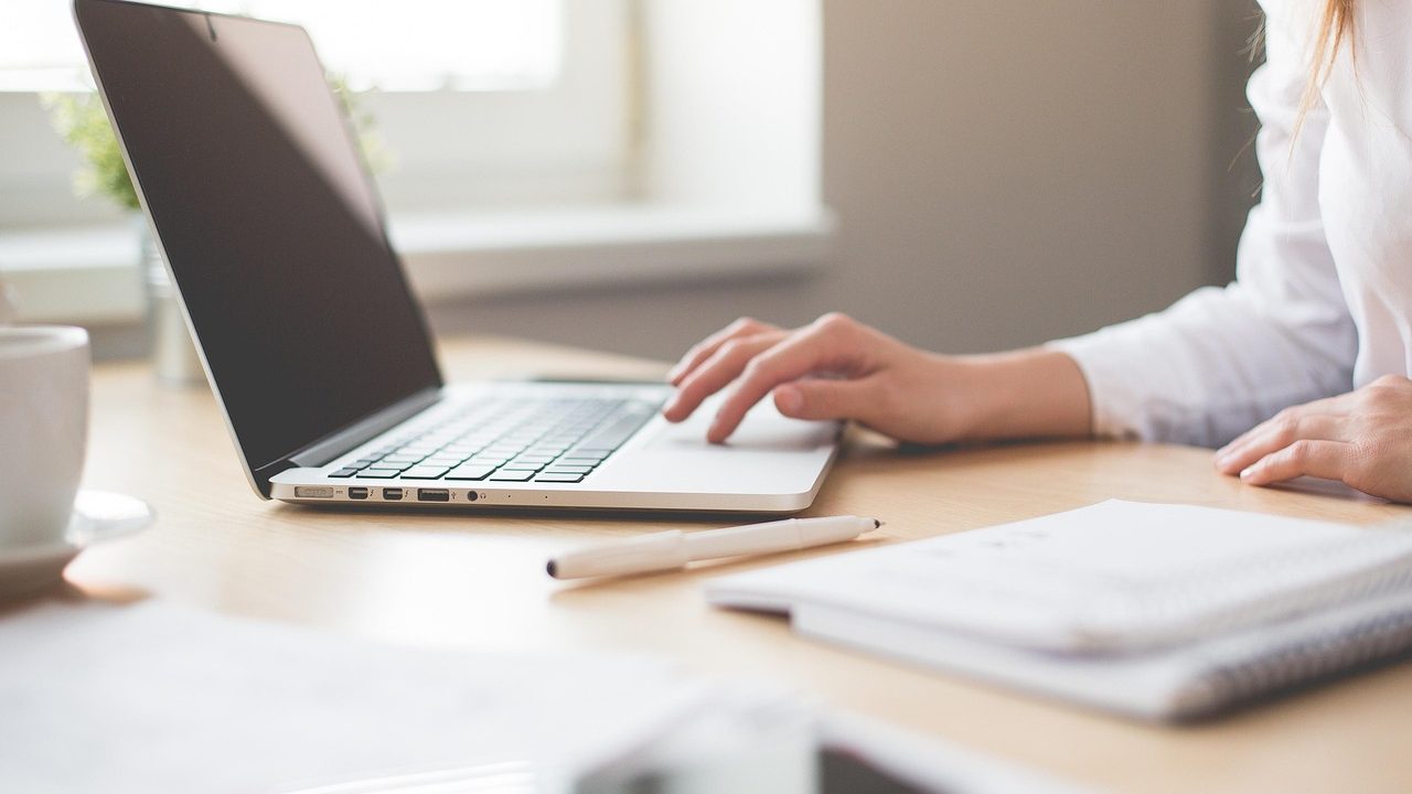 Avocații din România vor avea o platformă digitală comună pentru asistență judiciară