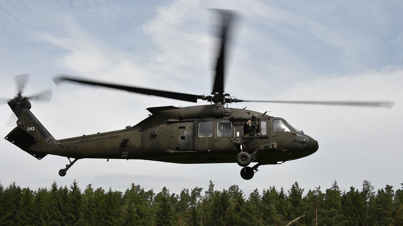 Polonia acuză Rusia după ce un elicopter militar i-a survolat teritoriul, lângă Kaliningrad