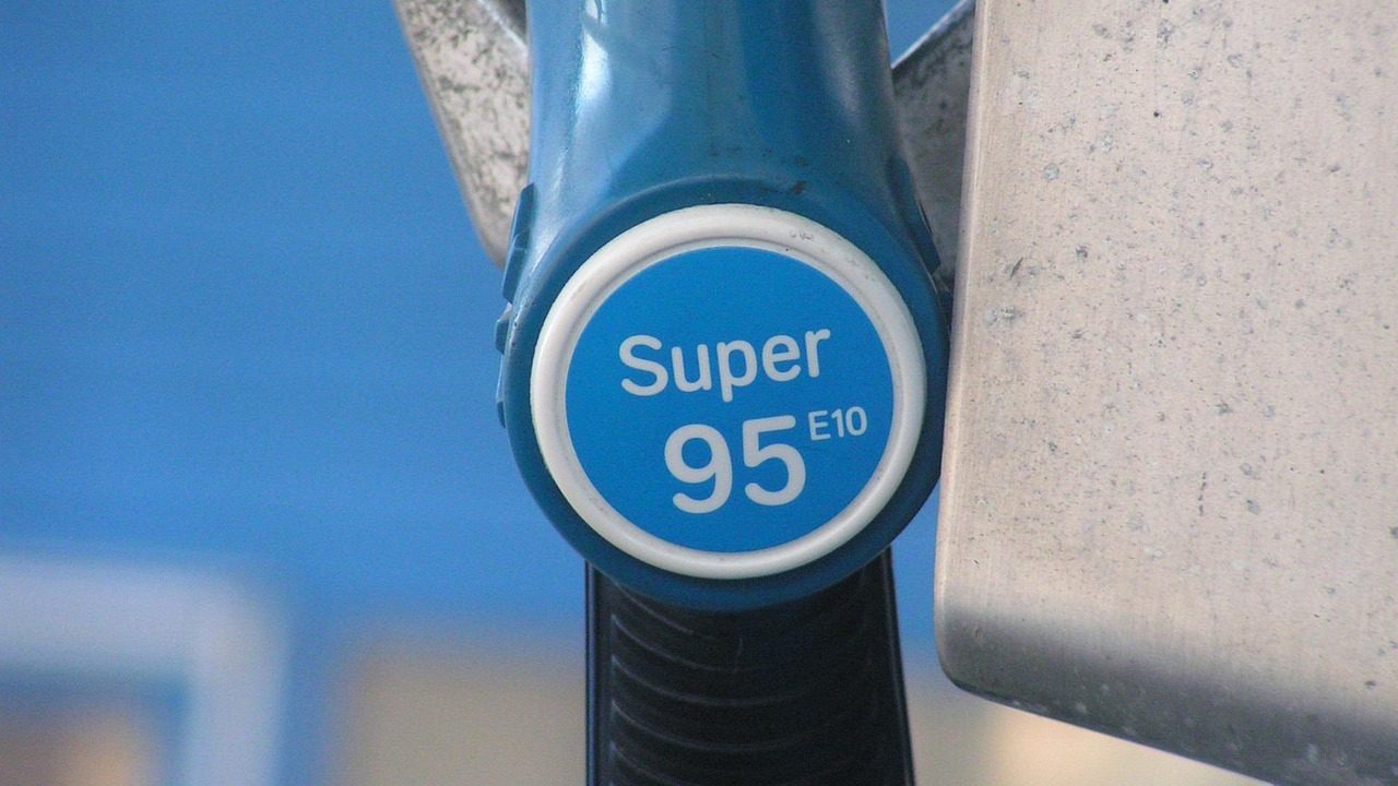 SUA ating cel mai scăzut nivel al rezervelor de petrol din ultimii 40 de ani